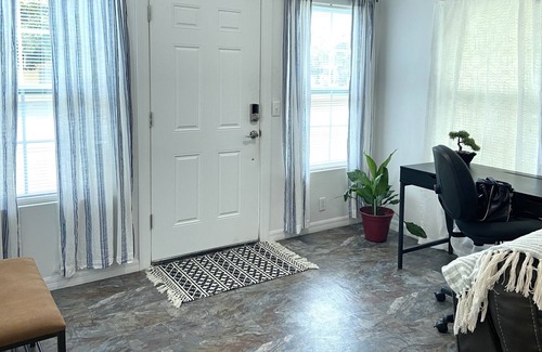 Lake City Apartment | House in Center Lake City - US90/Baya