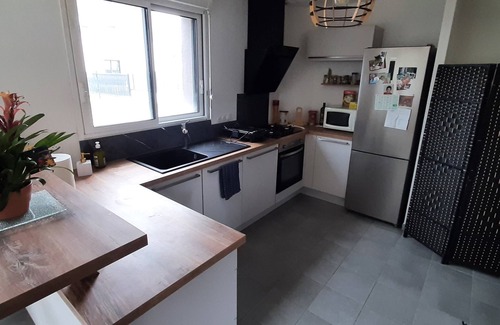 Saint-Meloir-des-Ondes House | House in subdivision near Saint malo and shops animals accepted
