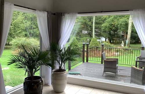 Mount Pocono House | House in Mt Pocono, hot tub, arcade, ski & golf near by.