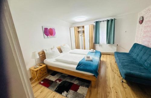 Koppl Apartment | House in nature with free parking