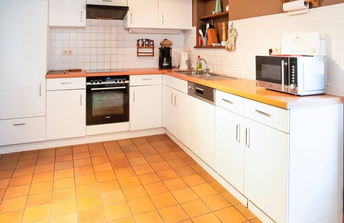 Aubel House | House in Sint Jansrade with Pool