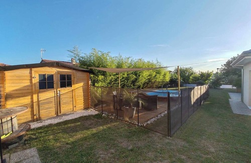 Beauregard-Baret House | House in the Drôme with swimming pool, at the foot of the Vercors mountains. Pets allowed.