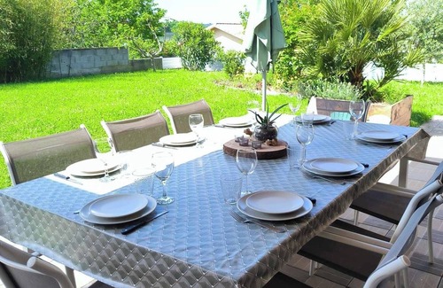 Beauregard-Baret House | House in the Drôme with swimming pool, at the foot of the Vercors mountains. Pets allowed.