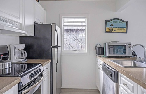 Napeague Apartment | House in the Great Western 2BR w/PKG | Tennis+WiFi