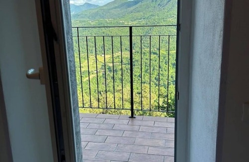 Aulla House | House in the hamlet with panoramic terrace and private garden, between sea and mountains!