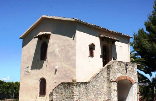 Rossano House | House in the greenery of a large citrus grove, private access to the beach.Relaxation and peace!