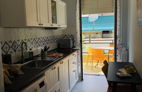 Borghetto Santo Spirito Apartment | House Natalina Brand new 30 meters from the beach