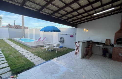 Mariricu House | House just a few meters from Praia do Bosque with a beautiful pool and barbecue area
