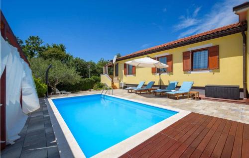 Murine House | House Katti