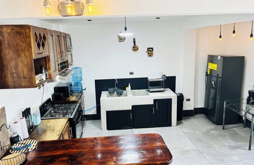 San Pedro La Laguna House | House lake view , with parking