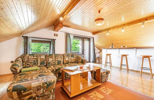 Zerovnica Apartment | House Mavko Near Lake Cerknica - Happy Rentals