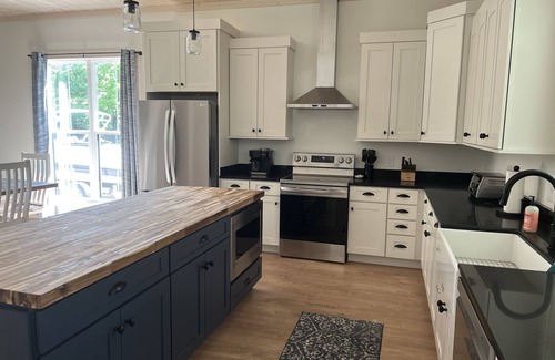 Burkesville House | House near Dale Hollow Lake/State Park