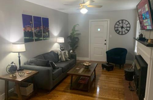 Knoxville House | House, Near Downtown with Fenced Back Yard!