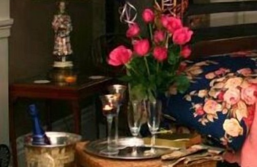 Mystic Bed & Breakfast | House of 1833 Bed & Breakfast & Gardens