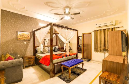 Greater Noida Bed & Breakfast | House Of Comfort Greater Noida Luxury