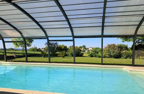 Sainte-Sabine-Born House | House of 175m², private pool, heated with high shelter and garden of 5000m²