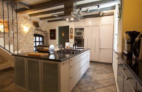 Sveti Ivan Dobrinjski House | House of Olives Comfortable holiday residence