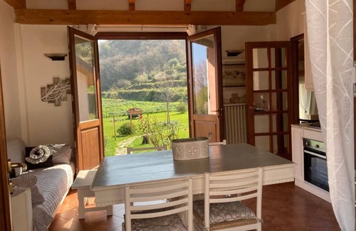 Albenga House | House of Roses