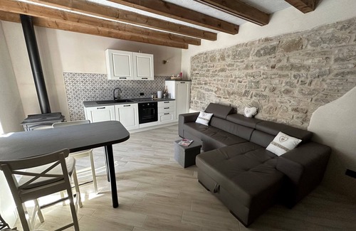 Bobbio House | House of the Lily in Cadelmonte di Bobbio