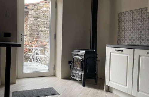 Bobbio House | House of the Lily in Cadelmonte di Bobbio