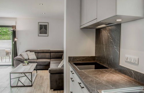 Lacapelle-Marival House | House on holiday park with pool in the Lot
