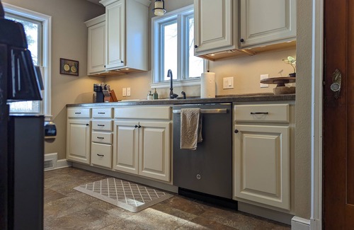 Portage House | House on the River near the Wisconsin Dells!