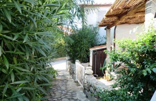 Pomonte House | house on two floors, few steps from the beach