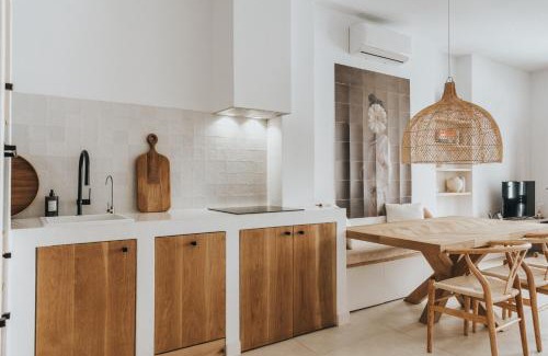 Las Acacias Apartment | House on walking distance beach Pedregalejo Malaga
