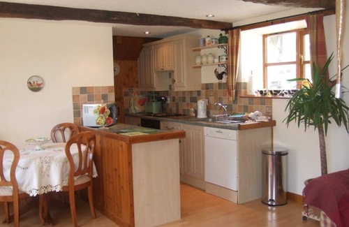 Lifton House | House-Private Bathroom-The Old Dairy