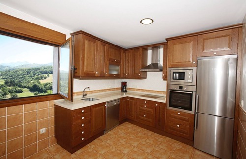 Narciandi Cottage | House RENTAL rural ENTIRETY, 5 bedrooms, 6 bathrooms, sleeps 10-12