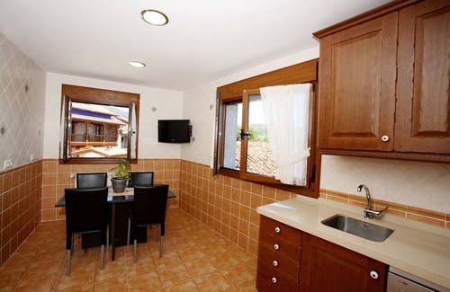 Narciandi Cottage | House RENTAL rural ENTIRETY, 5 bedrooms, 6 bathrooms, sleeps 10-12