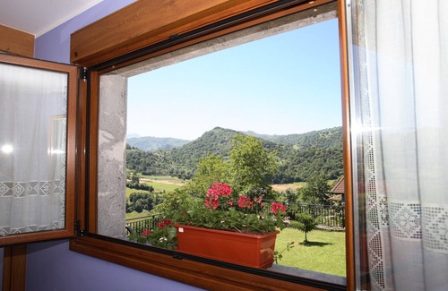 Narciandi Cottage | House RENTAL rural ENTIRETY, 5 bedrooms, 6 bathrooms, sleeps 10-12