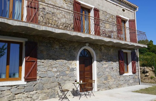 Ventiseri House | House, separate between sea and mountains