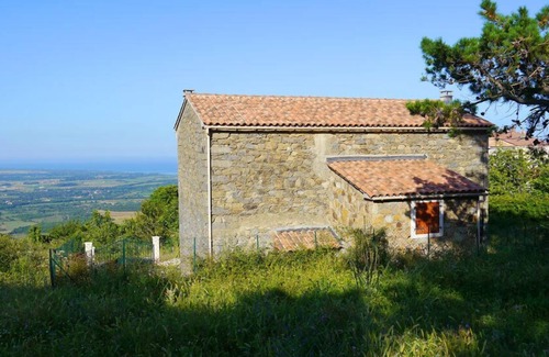 Ventiseri House | House, separate between sea and mountains