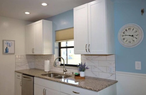 Port Saint Lucie House | House, sleeps 6, near parks, beaches, pet friendly