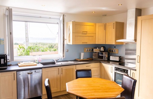 Camaret-sur-Mer House | House superb sea view - 200 m from the sea - classified 3 *