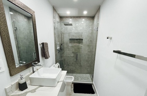 Olympia Heights House | House