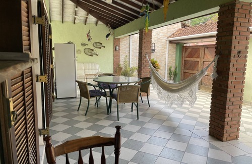 Praia da Enseada House | House very close to the beach
