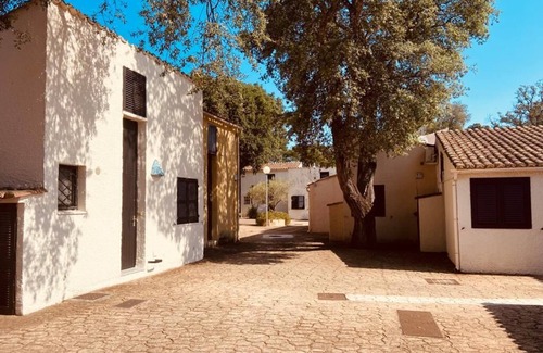 Santa-Maria-Poggio House | House villa with pool 5 minutes from the beach