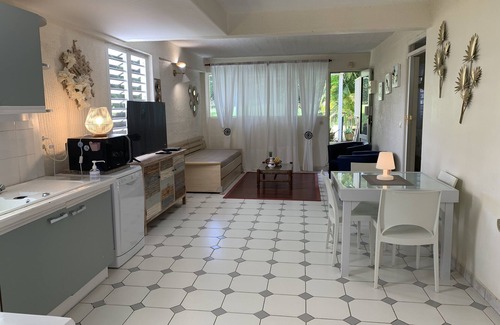 Circuit 1C1 House | House/Villa - Petit-Bour