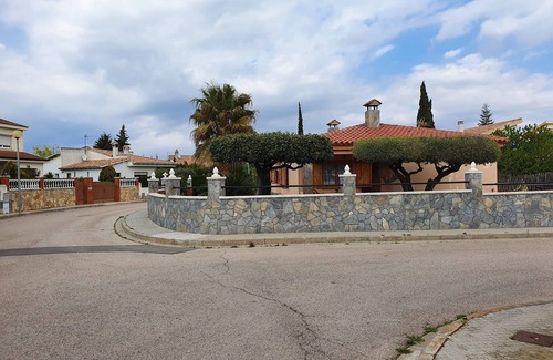 Sant Quinti de Mediona Ski Chalet | HOUSE WITH POOL, BARBECUE AND GARDEN, ALL FOR EXCLUSIVE USE.