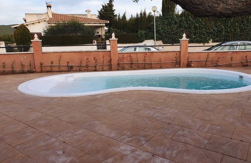 Sant Quinti de Mediona Ski Chalet | HOUSE WITH POOL, BARBECUE AND GARDEN, ALL FOR EXCLUSIVE USE.