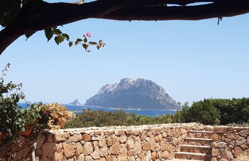 Porto San Paolo House | House with character peaceful with fantastic view on Tavolara