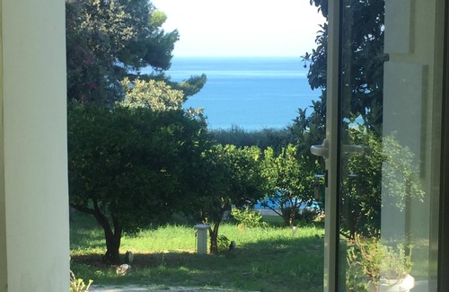 Mandrione House | House with garden and private swimming pool