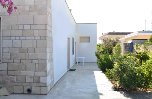 Giorgilorio Villa | House with garden, 50m from the sea. Spiaggiabella kite spot