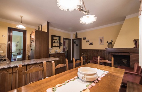 Pieve di Compito House | House with garden & private swimming pool, few km from Lucca.