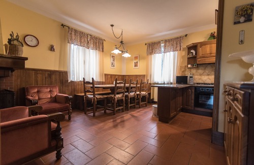 Pieve di Compito House | House with garden & private swimming pool, few km from Lucca.