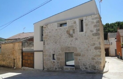 Olmos de Penafiel Cottage | House with jacuzzi for two people in the Ribera de Duero