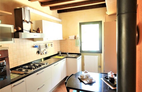 Carpineti Villa | HOUSE WITH LARGE GARDEN AND PRIVATE POOL
