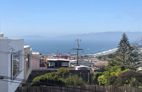 Westlake House | House with Panoramic view 15 mins to SF airport